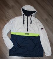 Tommy Jeans Schlupfjacke gr.M Mecklenburg-Vorpommern - Klein Rogahn Vorschau