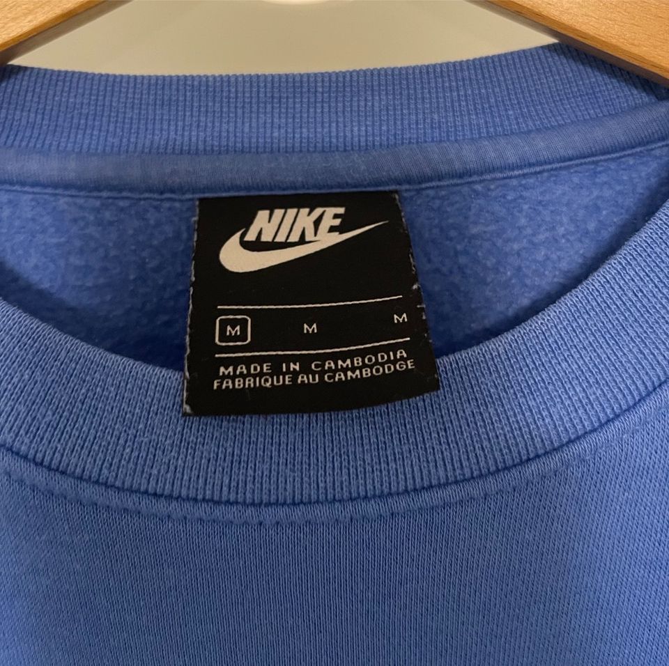 Nike Pullover Blau Größe M in Bergisch Gladbach