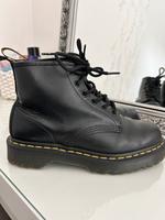 Dr. Martens – gut erhalten, leichte Gebrauchsspuren Saarbrücken-Mitte - Alt-Saarbrücken Vorschau