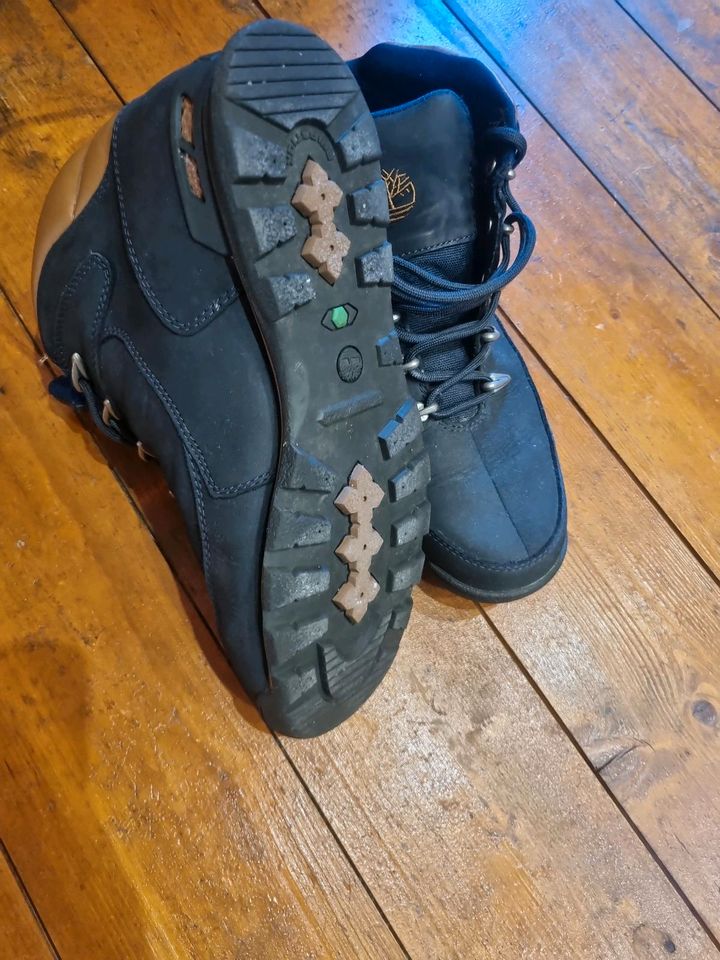 Timberland boots Stiefel kaum getragen dunkelblau Größe 9.5 /44 in Wermelskirchen