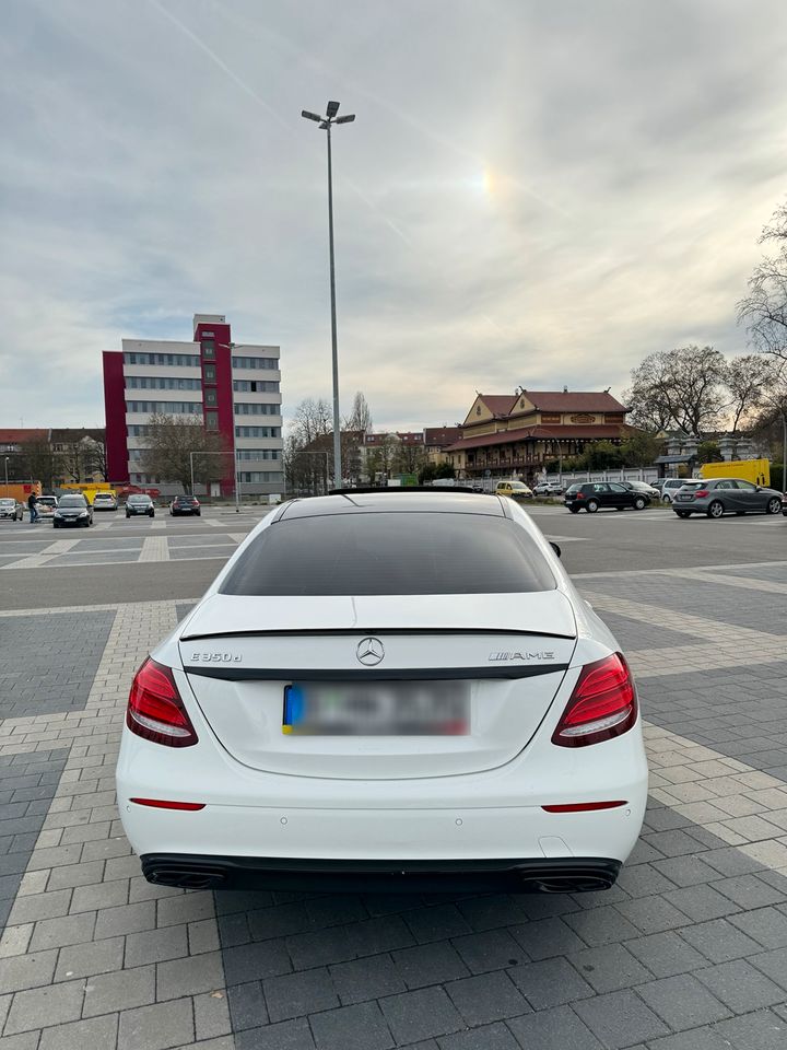 Mercedes benz e 350d , Avantgarde,Neu TÜV in Berlin