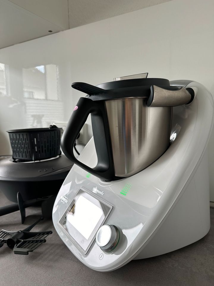 Thermomix TM 5 mit Zubehör in Soest