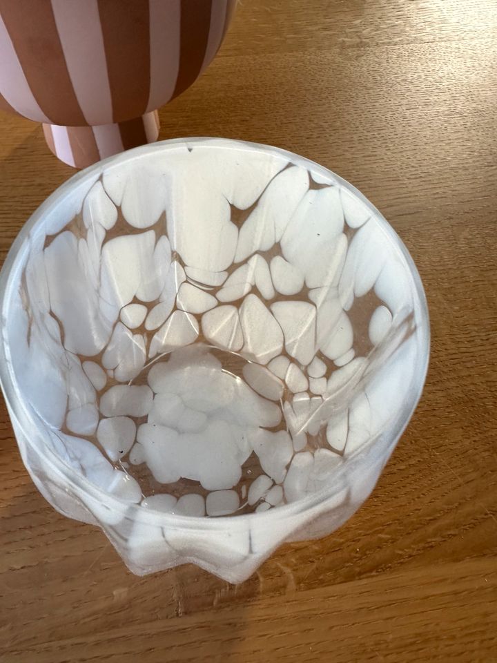 Wunderschönes Set Glas weiß Vase Kerzenlicht neu in Ammersbek