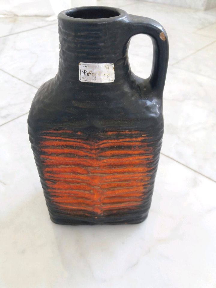 Carstens Tönnieshof Fat Lava Vase in Ahrensburg