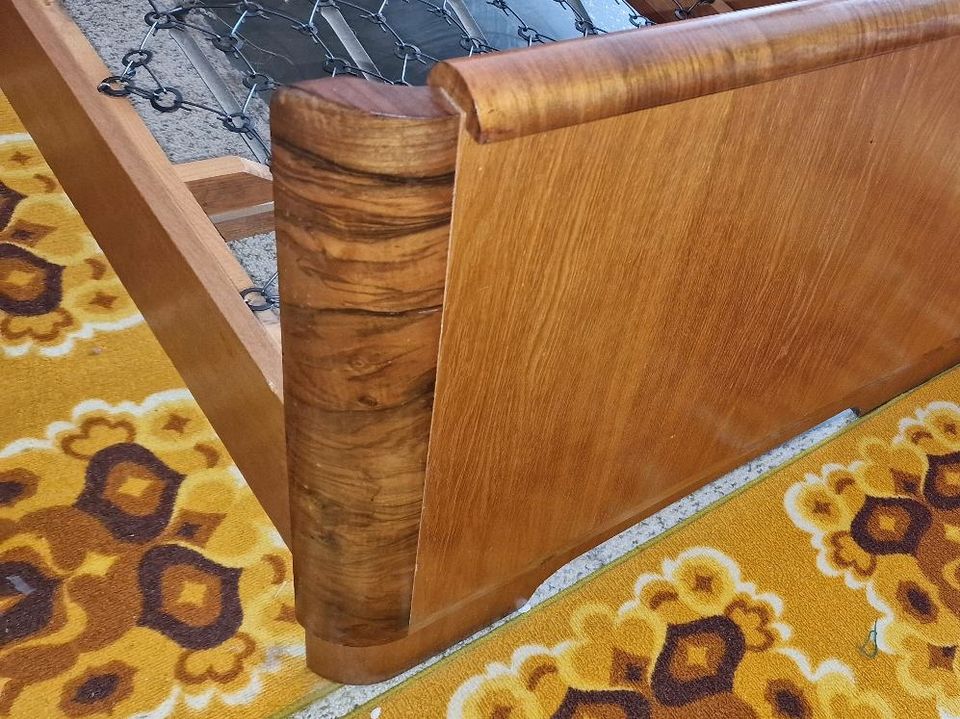 DDR Doppelbett 190 x 190 mit Lattenrost Eiche alt Bett Lattenrost in Leipzig