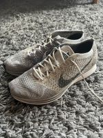 Nike Flyknit Racer Pure Platinum Gr. 41 München - Untergiesing-Harlaching Vorschau