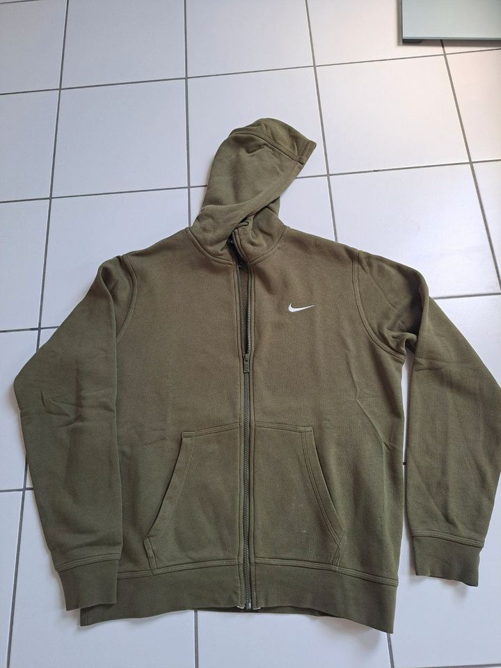 NIKE Hoodie - Größe L in Roßtal