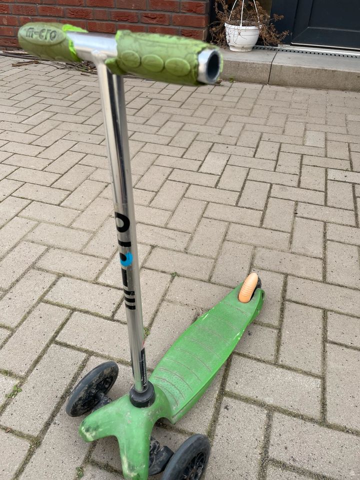 Mini Micro Roller in Brühl