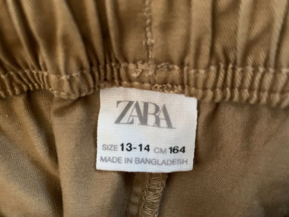 Zara gerade geschnittene Hose Jogger beige Gr. 164 *NEU* in Jörl