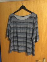 Shirt, Tunika von Janina in 44. 3/4 Arm Niedersachsen - Hatten Vorschau