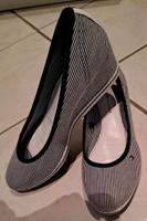 coole Sommer-Schuhe v. Tommy Hilfiger, Gr. 38, neu Hessen - Hungen Vorschau