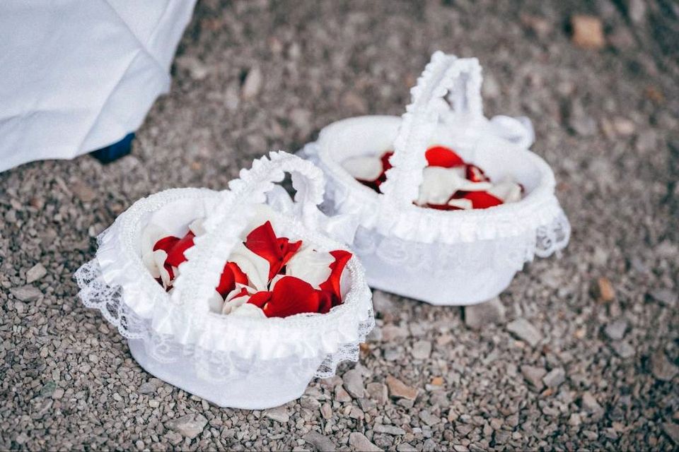 Körbchen Hochzeit Blumenkinder in Frechen