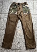 Zara khaki farbene Hose mit Camouflage, Gr. 140 Berlin - Hellersdorf Vorschau