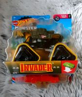 Hot Wheels INVADER 1:64 Monstertruck, Twisted Trendz (Mattel) Neu Sachsen - Sebnitz Vorschau