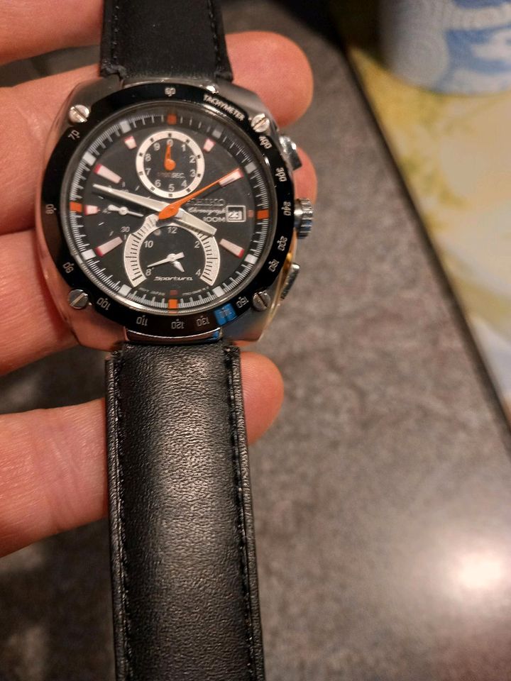 Seiko Sportura Herren Armbanduhr in Regensburg