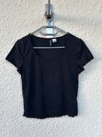 Shirt top schwarz hm h&m spitze Blumen s 36 crop neu Baden-Württemberg - Hilzingen Vorschau