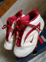 Kinder Nike sneaker gr31 Nordrhein-Westfalen - Attendorn Vorschau