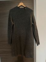 Dunkelgraues knielanges Strickkleid von Mango, Größe M Niedersachsen - Ostercappeln Vorschau