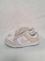 Nike Sneaker/ Sportschuhe Größe 39 Brandenburg - Garzau-Garzin Vorschau