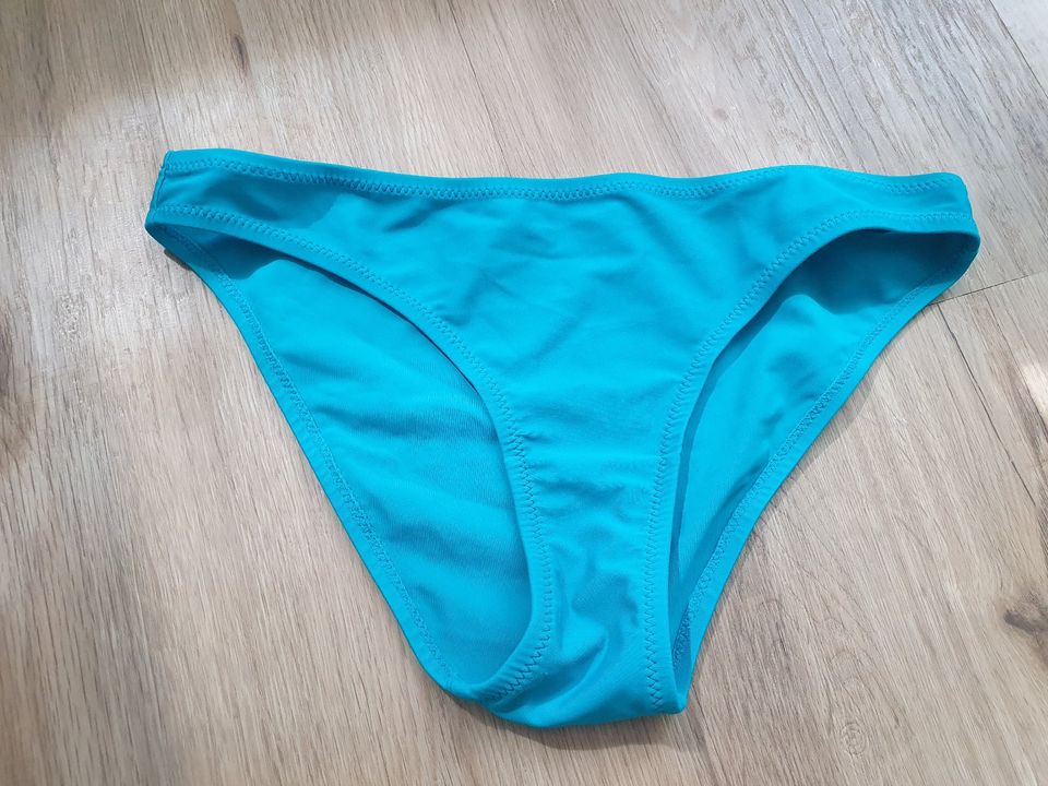 OVS_süßer türkisfarbener Bikini_2-Teiler_Gr.146_TOP in Wolfsburg