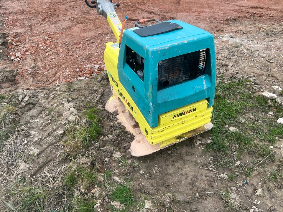 Ammann Rüttelplatte APH 6530 / APH6020 zu vermieten in Roßbach