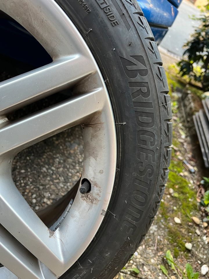 Original Audi Felgen 4 Stück mit Sommerreifen 7,5x17 Et45 in Hochstätten