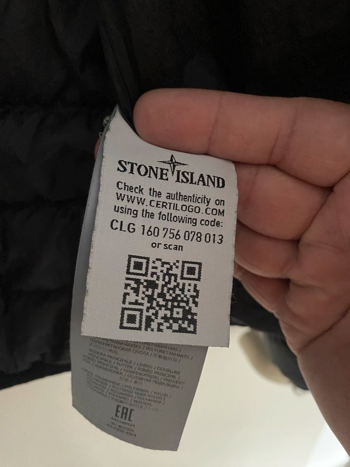 Stone Island Jacke Größe XL schwarz Frühjahr in Leverkusen