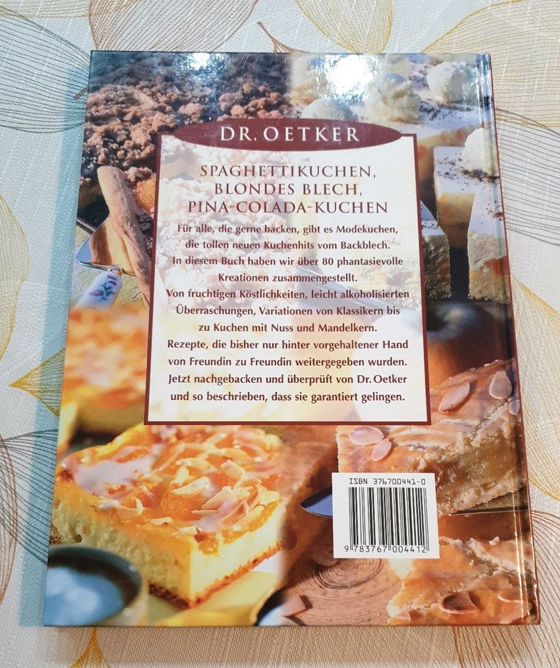 Backbuch Dr Oetker "Modekuchen vom Blech" in Odenthal
