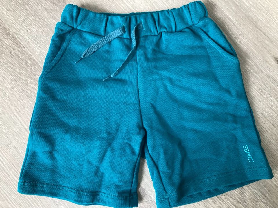 Esprit Shorts Bermuda kurze Hose 116/122 NEU in Fröndenberg (Ruhr)