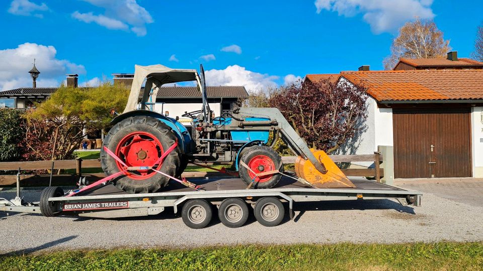 Überführung , KFZ Transporte , Fahrzeugtransport  , Abschlepp in Neuss