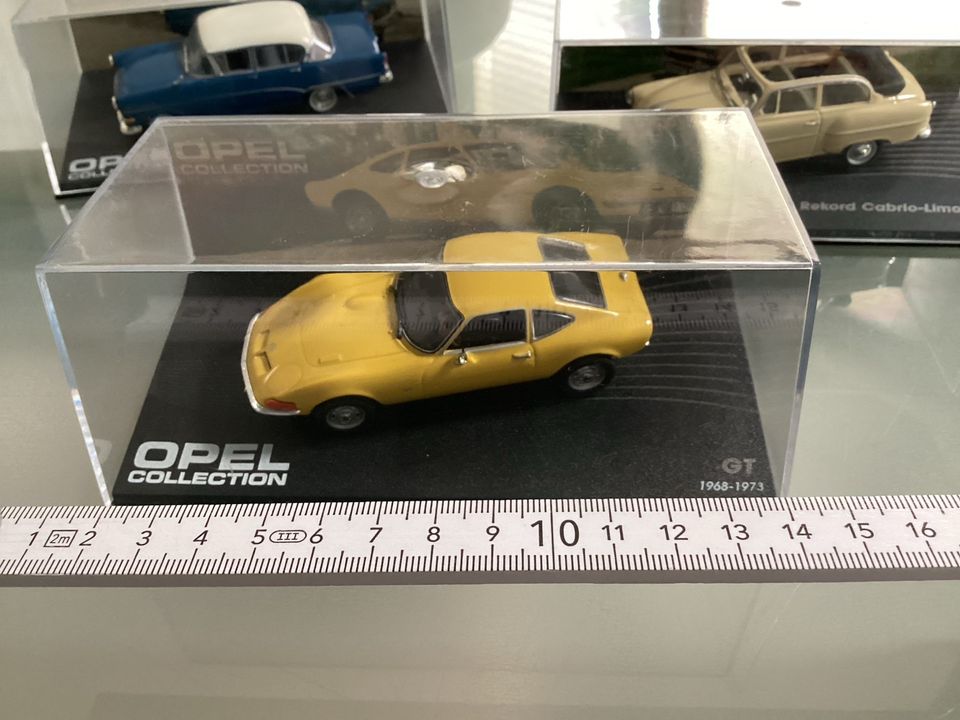 3 Stück: Opel Modelle Collection 1:43 Metall Rekord und Olympia in Hünxe