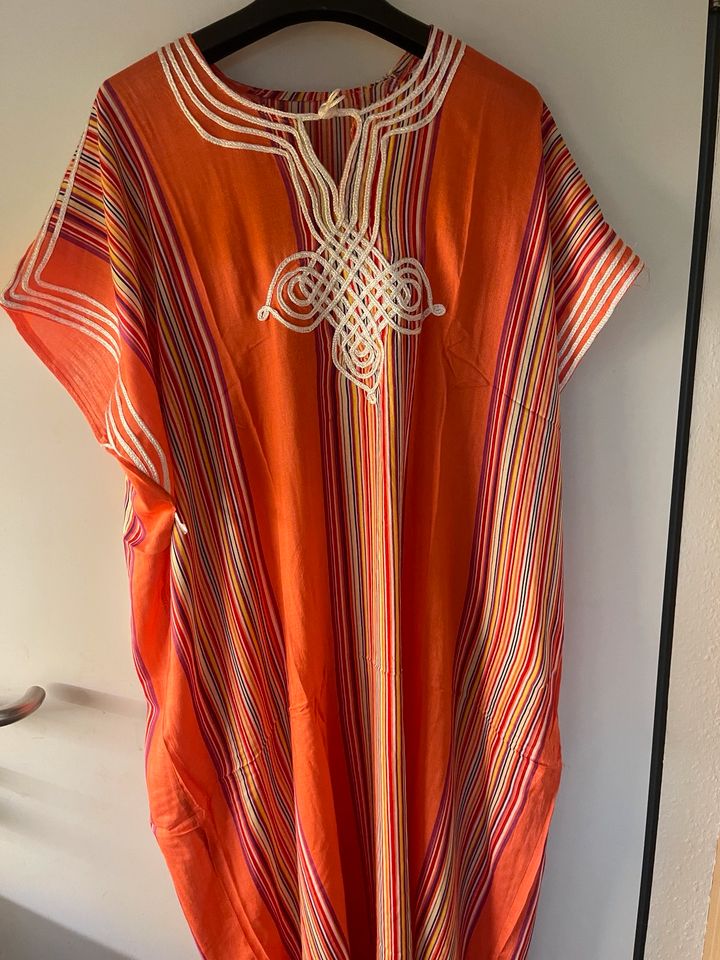 Marokkanische Kleider, Abaya, Hauskleid, Strandkleid in Aaseestadt