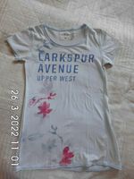 1 Hellblaues T- Shirt mit Schriftzug und Blumenranke Sachsen - Hoyerswerda Vorschau