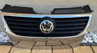 VW PASSAT 3C HIGHLINE KÜHLERGRILL CHROM MIT EMBLEM 3C0 853 651 C Sachsen - Callenberg b Hohenstein-Ernstthal Vorschau