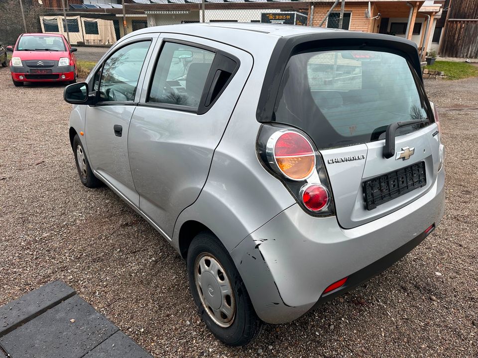 Chevrolet Spark 1,0 Benziner Euro5*Klima* in Kempten