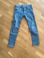Diesel Jeans, grau Gr 30/32, Herren Hamburg-Nord - Hamburg Eppendorf Vorschau