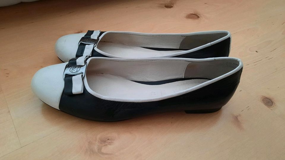 Lederballerinas von Gerry Weber in Raunheim