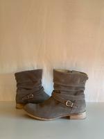 Stiefelette in grau Damen Größe 39 Pier One Hessen - Baunatal Vorschau