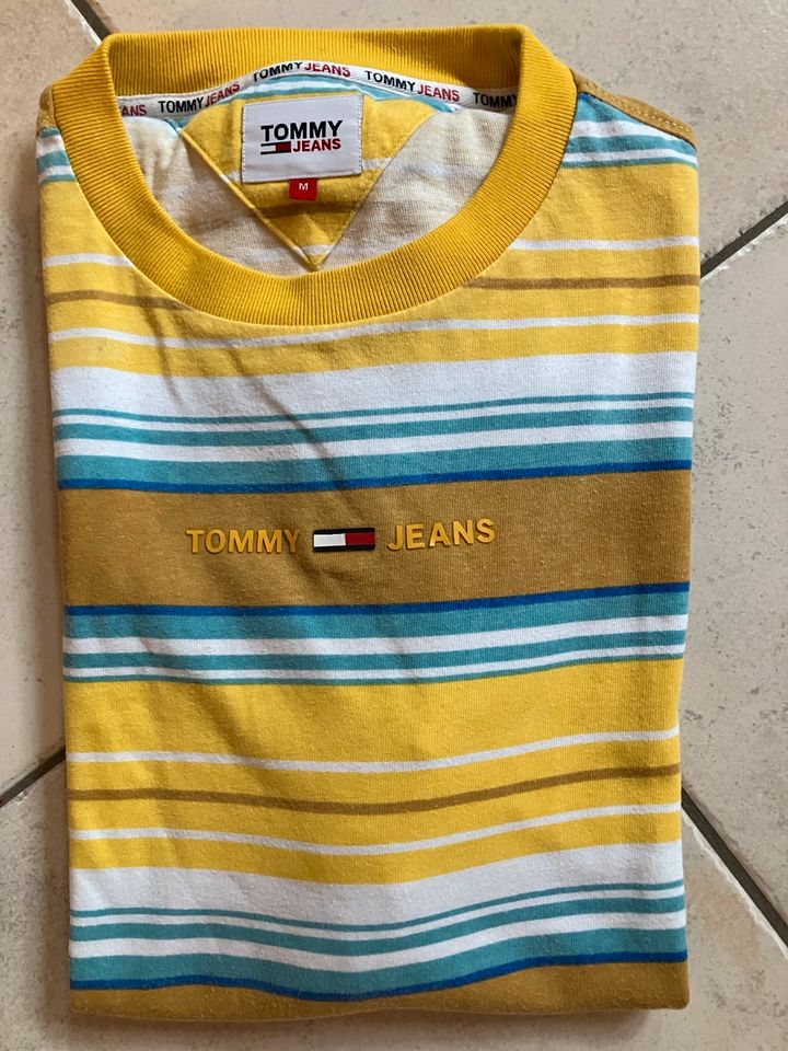 3x Tommy Hilfiger T-Shirt Polo-Shirt zusammen in Bönen