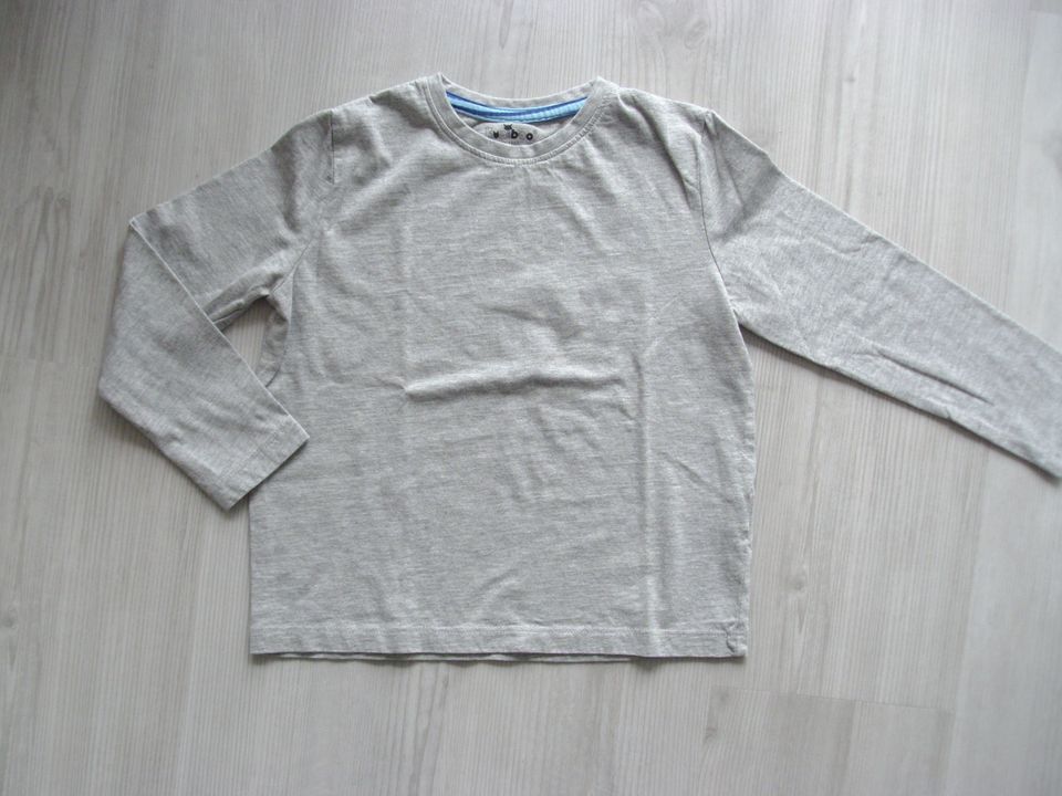 Langarmshirts Shirt Größe 116 110/116 in Ebstorf
