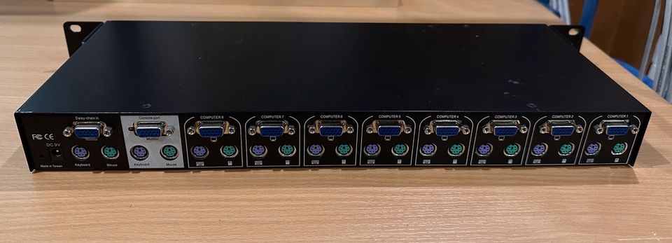 KVM-Switch mit OSD, 8 Port, VGA & PS2 in Bocholt