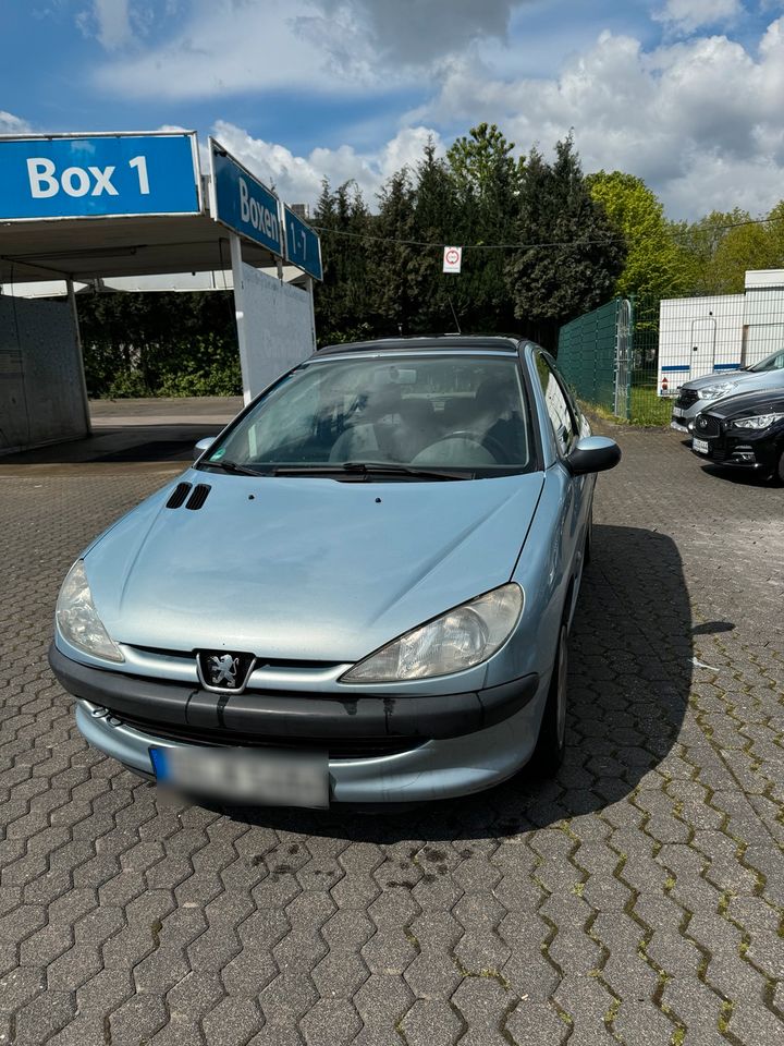 Peugeot 206 mit TÜV !!! in Troisdorf