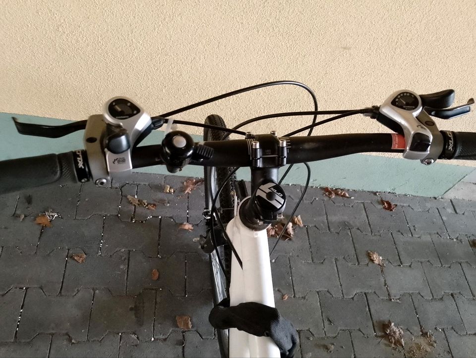 Gute Fahrrad in Küssaberg