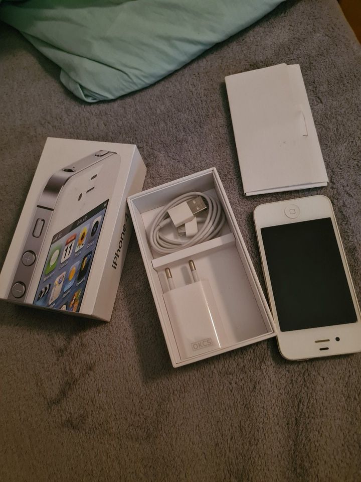+++Apple iphone 4S/16GB/weiss +++ in Horn-Bad Meinberg