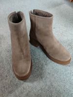 Unisa Plateau Stiefeletten Boots chunky Plateau beige 40 Leder Niedersachsen - Hagen im Bremischen Vorschau