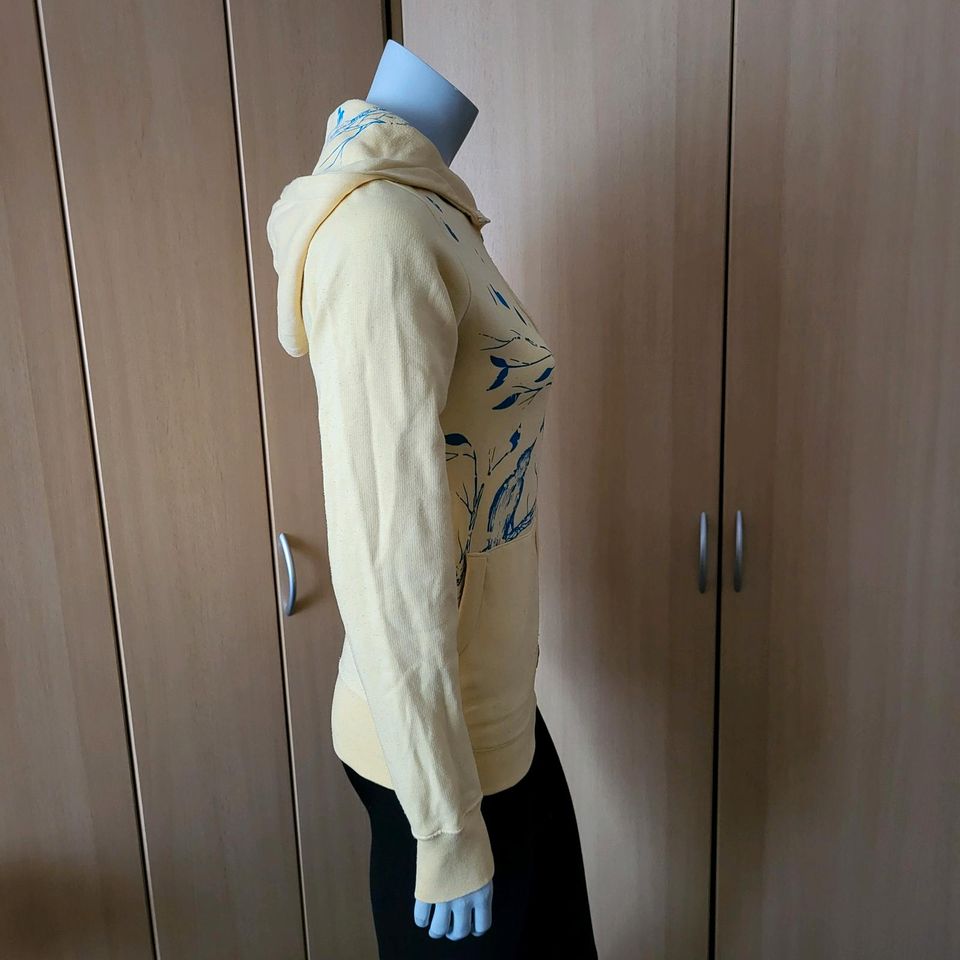 Sweatjacke mit Kapuze Gr. S in Plauen