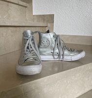 Chucks Converse Leder silber 35 Hessen - Hanau Vorschau