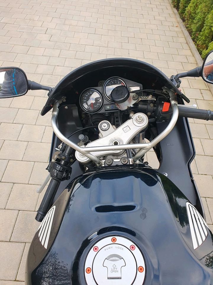 Honda CBR 900rr SC33 in Wunsiedel