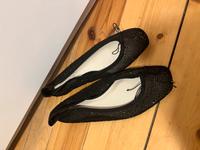 Schwarze Ballerinas mit Strass von Zara. Größe 41. Vegesack - Schönebeck Vorschau