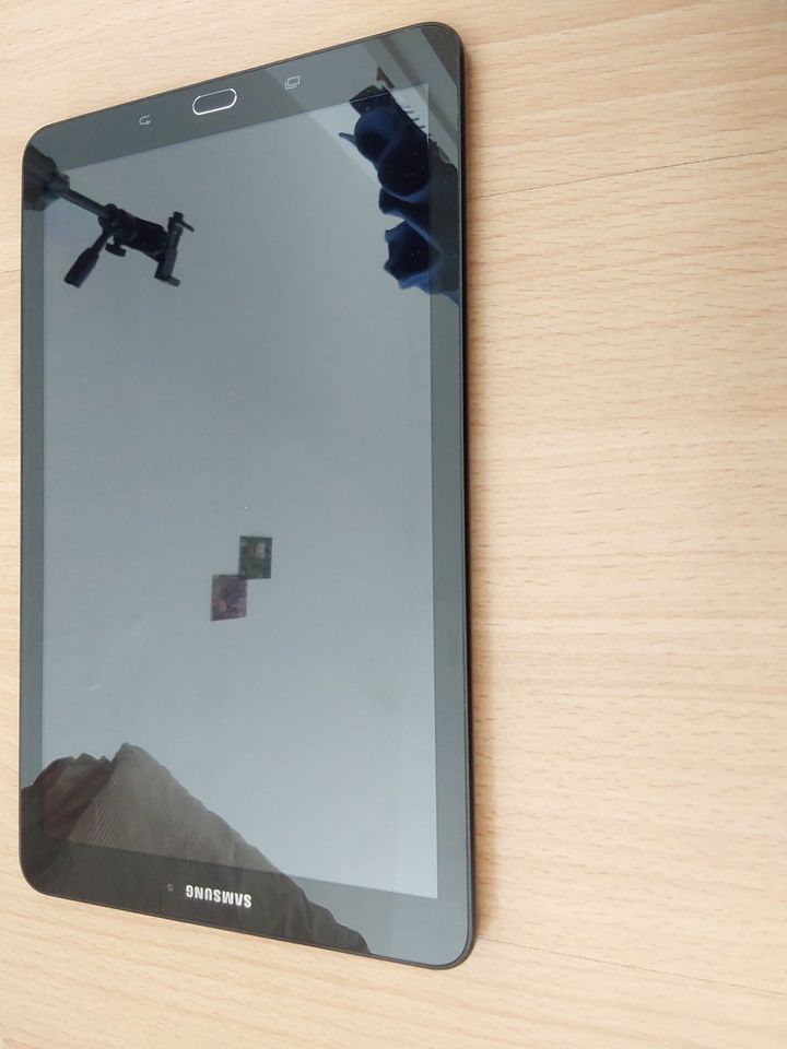 Samsung Tablet funktionsfähig für bastler in Düsseldorf